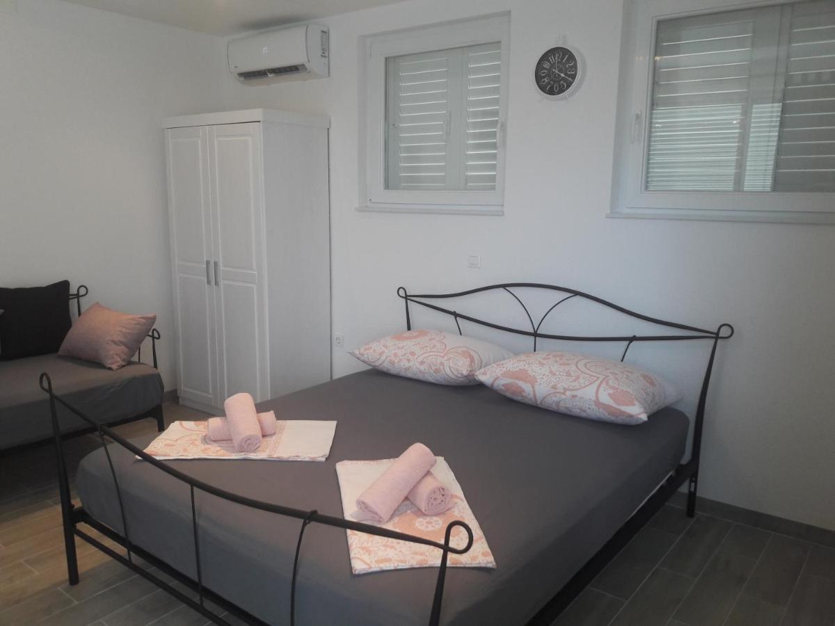 Nessa & Meli Apartman Makarska Kültér fotó